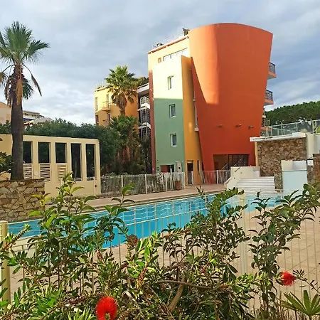 Rooftop- Jacuzzi - Terrasse - Parking Apartment Antibes