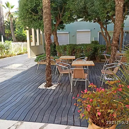Rooftop- Jacuzzi - Terrasse - Parking Apartment Antibes