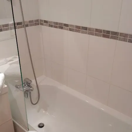 Appartement Rooftop- Jacuzzi - Terrasse - Parking Antibes